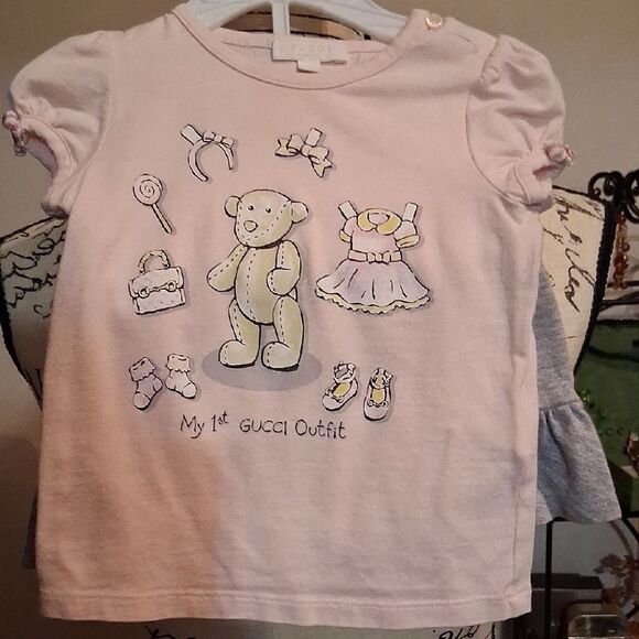 AUTHENTIC GUCCI "MY 1ST GUCCI OUTFIT" SIZE 6/9 MONTHS - Picture 1 of 11